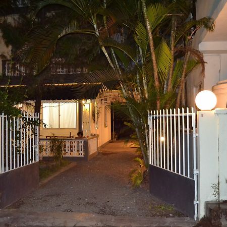 Residence Les Bambous Mahebourg Exterior photo